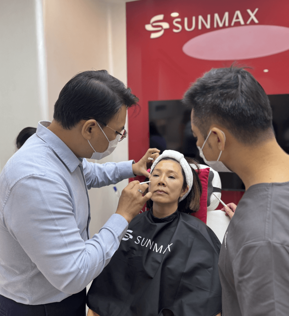 Dr Tristan conducting hands-on Deusaderm training session